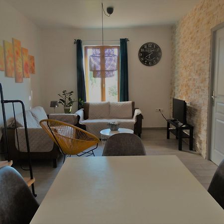 Residence La Salamandre Kamers Rabastens Bagian luar foto
